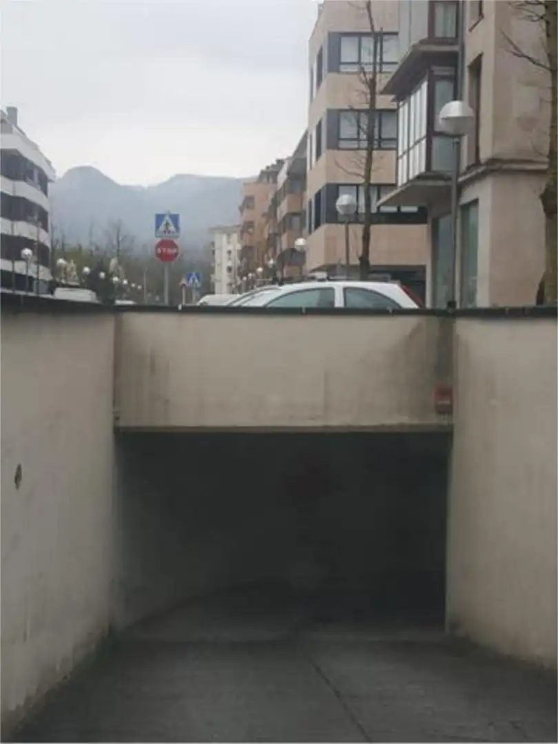 Parking de Garaje de alquiler en Irun 