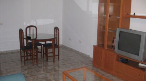 Room in Calle Henry Tissier, 15, Casco Antiguo, Cáceres Capital - image 5 Photo 5 of Room in Calle Henry Tissier, 15, Casco Antiguo, Cáceres Capital