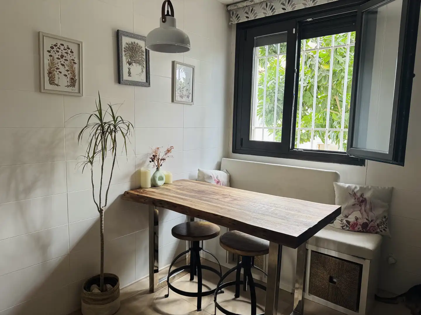 Houses for sale in Calle Aranzada, 14, Olías del Rey Dining room of Houses for sale in Olías del Rey with Air Conditioner, Terrace and Swimming Pool