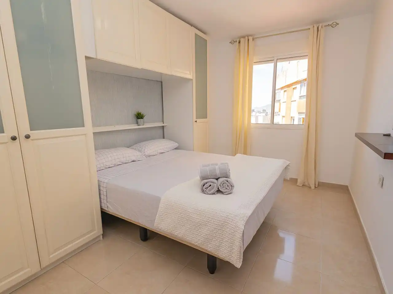 Piso de alquiler en Calle los Negros, 5, El Ejido Habitación de Piso de alquiler en Málaga con Aire acondicionado, Calefacción y Terraza