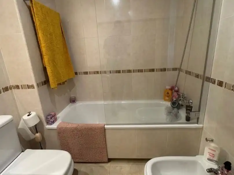 Bathroom of Flat for rent in Torremolinos  with Air Conditioner, Heating and Private garden