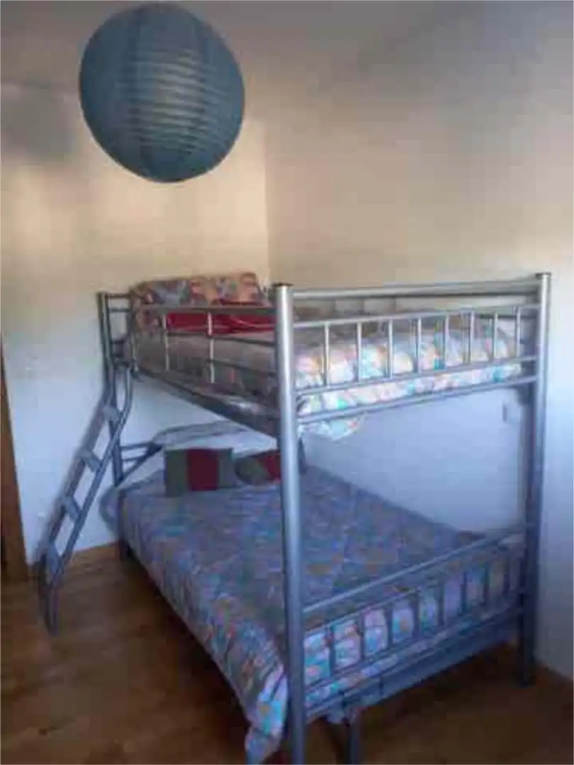 Habitación de Apartamento en venta en Pradoluengo con Trastero