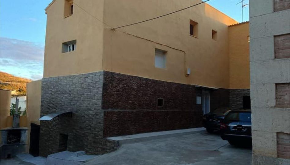 Houses for sale in Aniñón, Zaragoza - image 1 Photo 1 of Houses for sale in Aniñón, Zaragoza