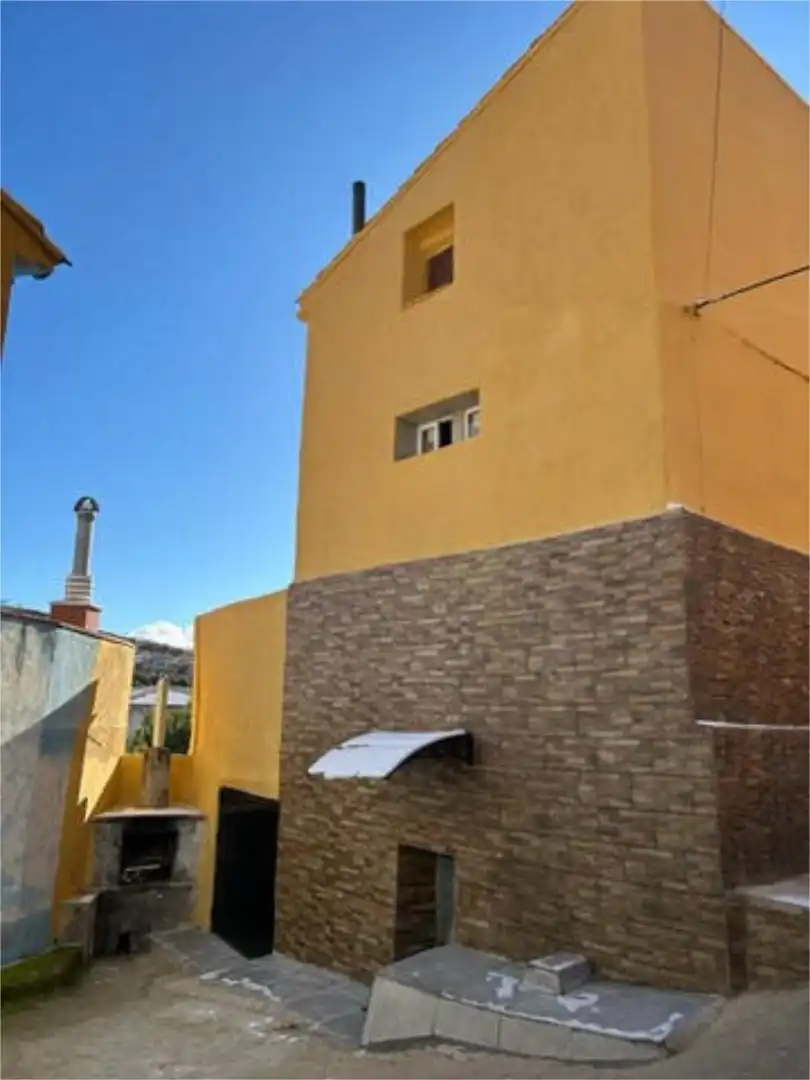 Exterior view of Houses for sale in Aniñón  with Terrace and Storage room