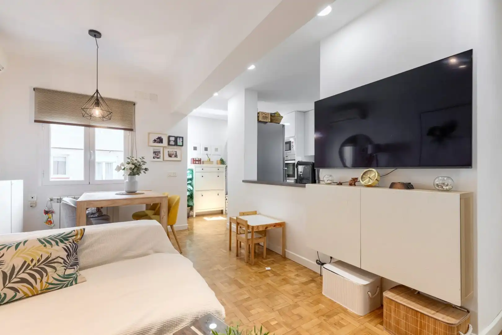 Wohnung zum Verkauf in Calle de Eugenio Salazar, 19, Ciudad Jardín Wohnzimmer von Wohnung zum Verkauf in Madrid Capital mit Klimaanlage
