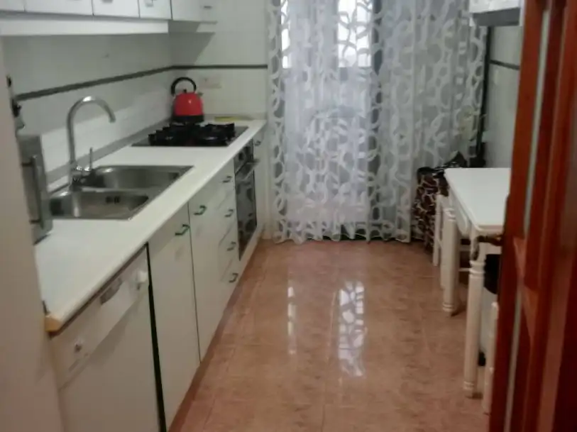Küche von Wohnung zur Miete in La Manga del Mar Menor mit Privatgarten, Terrasse und Schwimmbad