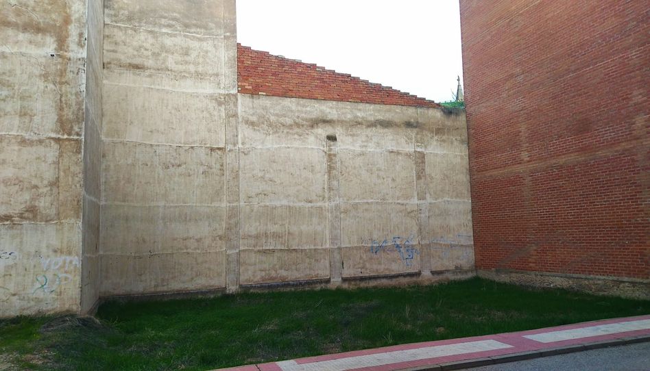 Terreno en venta en Calle Calvo Sotelo, 22, Arcos de Jalón, Soria - imagen 1 Foto 1 de Terreno en venta en Calle Calvo Sotelo, 22, Arcos de Jalón, Soria