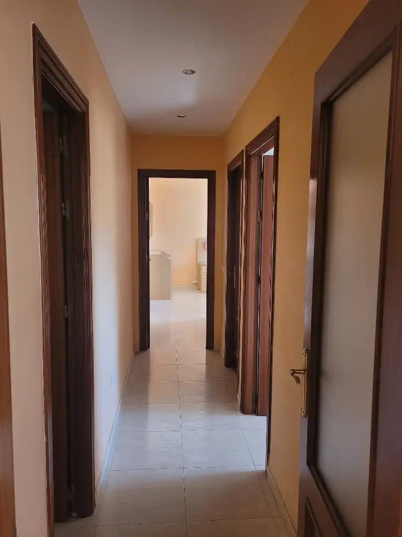 Piso de alquiler en Dos Hermanas con Aire acondicionado, Calefacción y Jardín privado
