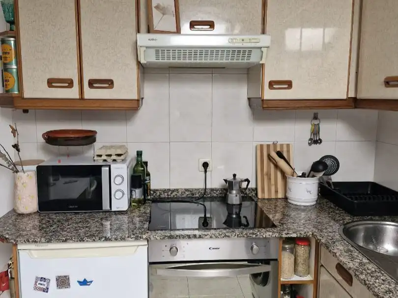 Room in Rúa de Sánchez Freire, 21, Conxo Room in Rúa de Sánchez Freire, 21, Conxo