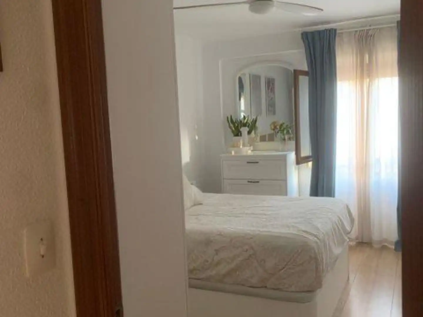 Flat for rent in Carrer Pintor Pinazo, 4, Ayuntamiento - El Salvador Bedroom of Flat for rent in Godella with Terrace