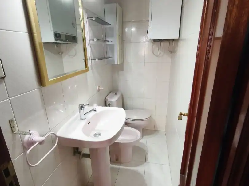 Piso en venta en Puerto de Orduña Kalea, 11, Santa María de Getxo Baño de Piso en venta en Getxo