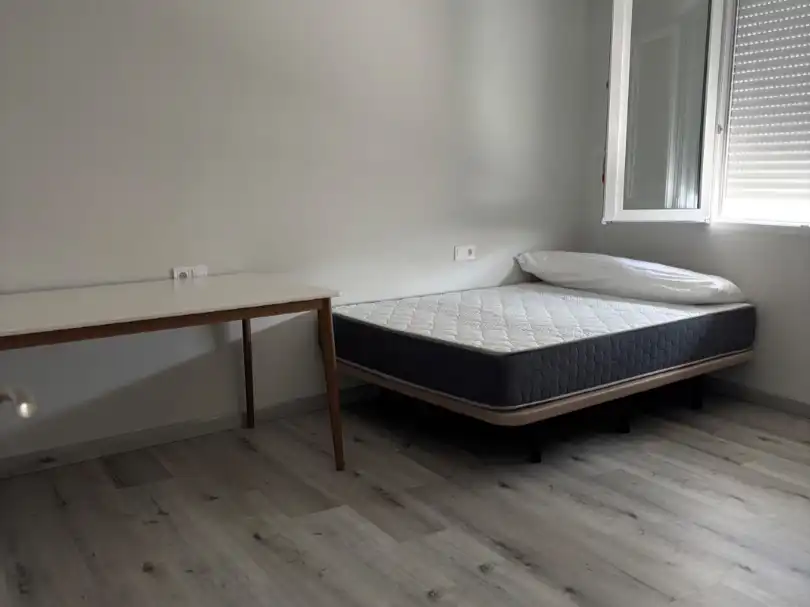 Habitación de Casa adosada en venta en Les Alqueries / Alquerías del Niño Perdido con Terraza, Trastero y Amueblado