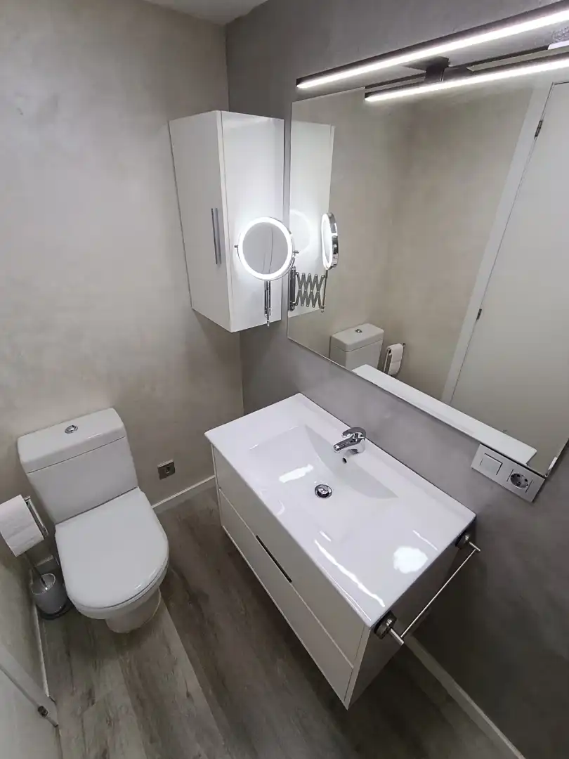 Bathroom of Flat for sale in Burgos Capital