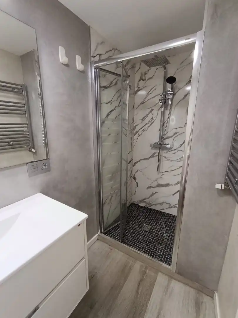 Bathroom of Flat for sale in Burgos Capital