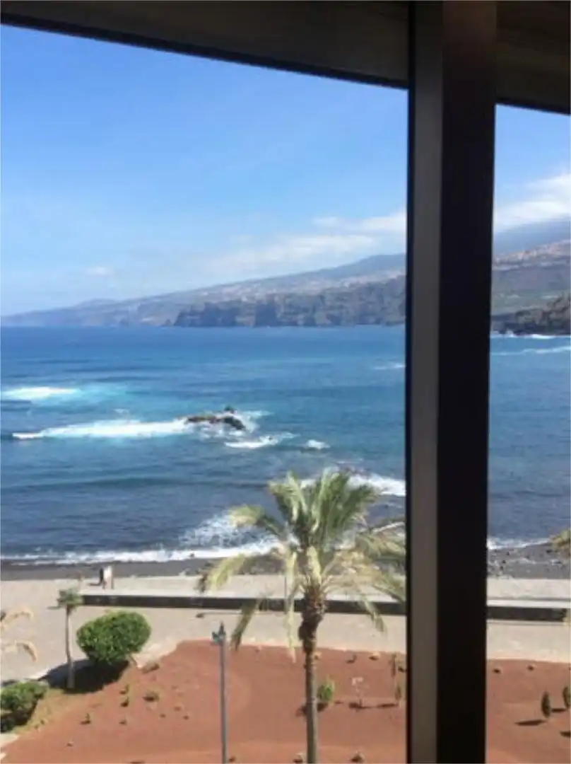 Außenansicht von Wohnungen zur Miete in Puerto de la Cruz mit Terrasse, Schwimmbad und Möbliert