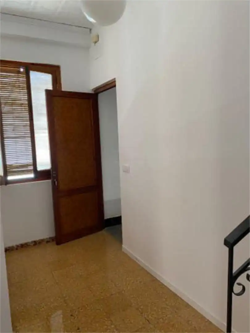 Wohnung zur Miete in La Llosa de Ranes Wohnung zur Miete in La Llosa de Ranes mit Terrasse und Abstellraum