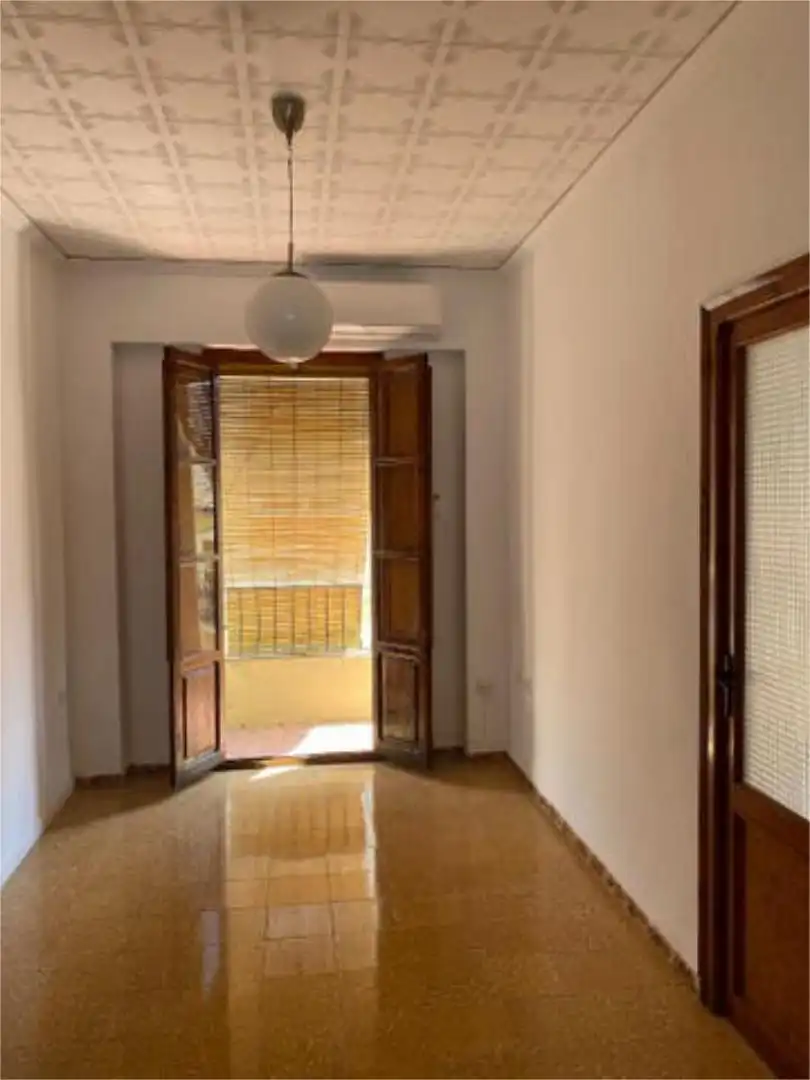 Wohnung zur Miete in La Llosa de Ranes Wohnung zur Miete in La Llosa de Ranes mit Terrasse und Abstellraum