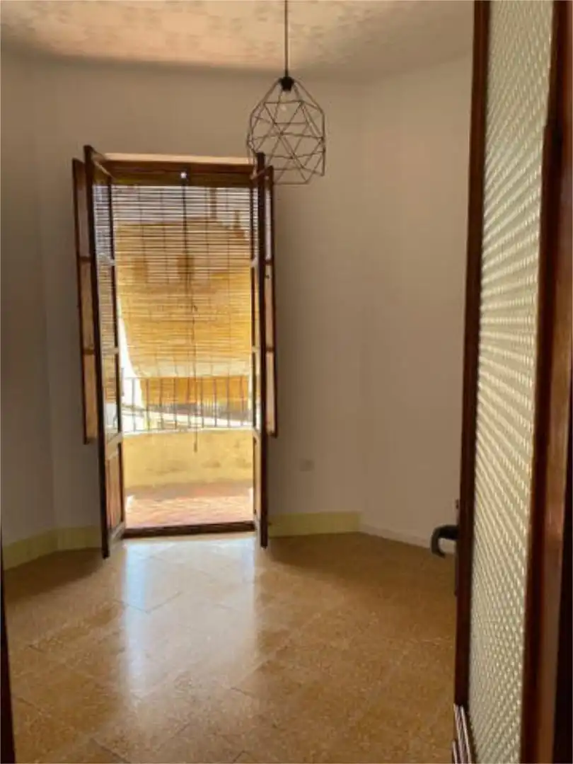 Wohnung zur Miete in La Llosa de Ranes Wohnung zur Miete in La Llosa de Ranes mit Terrasse und Abstellraum