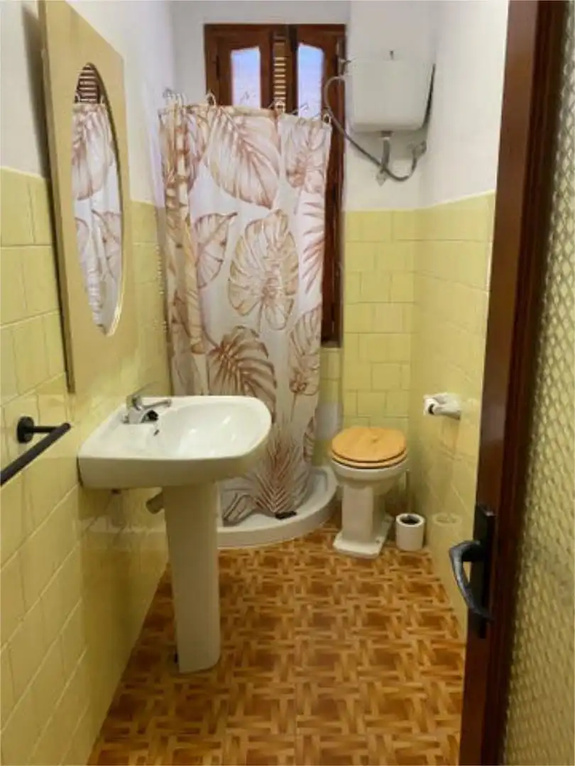 Wohnung zur Miete in La Llosa de Ranes Badezimmer von Wohnung zur Miete in La Llosa de Ranes mit Terrasse und Abstellraum