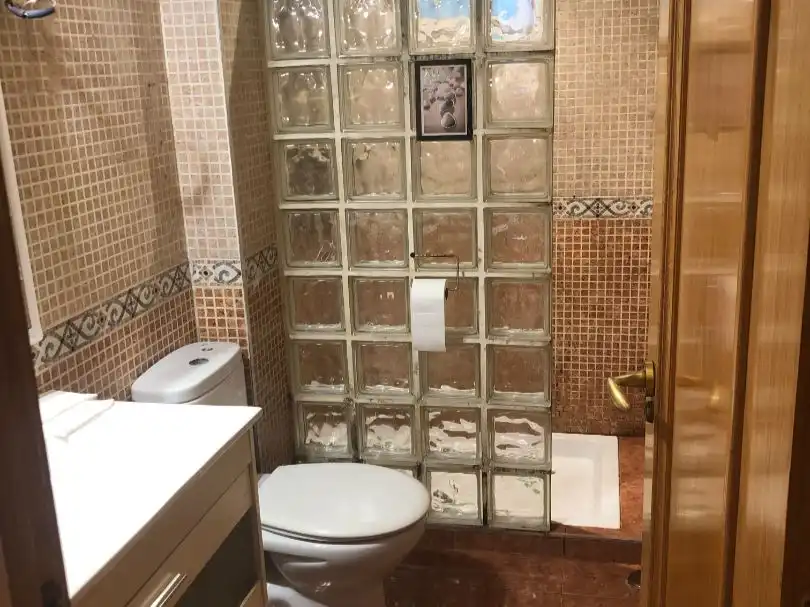 Flat for sale in Avenida de Madrid, 12, Ciudad 70 Bathroom of Flat for sale in Coslada with Air Conditioner, Heating and Terrace