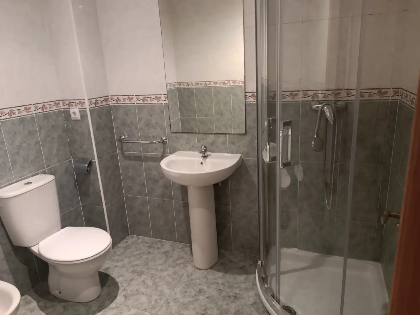 Flat for rent in Carrer de Honori García García, 14, Estación - Universidad Bathroom of Flat for rent in Castellón de la Plana / Castelló de la Plana
