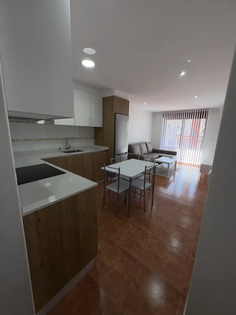 Piso de alquiler en Camiño Canceliña, Bueu
