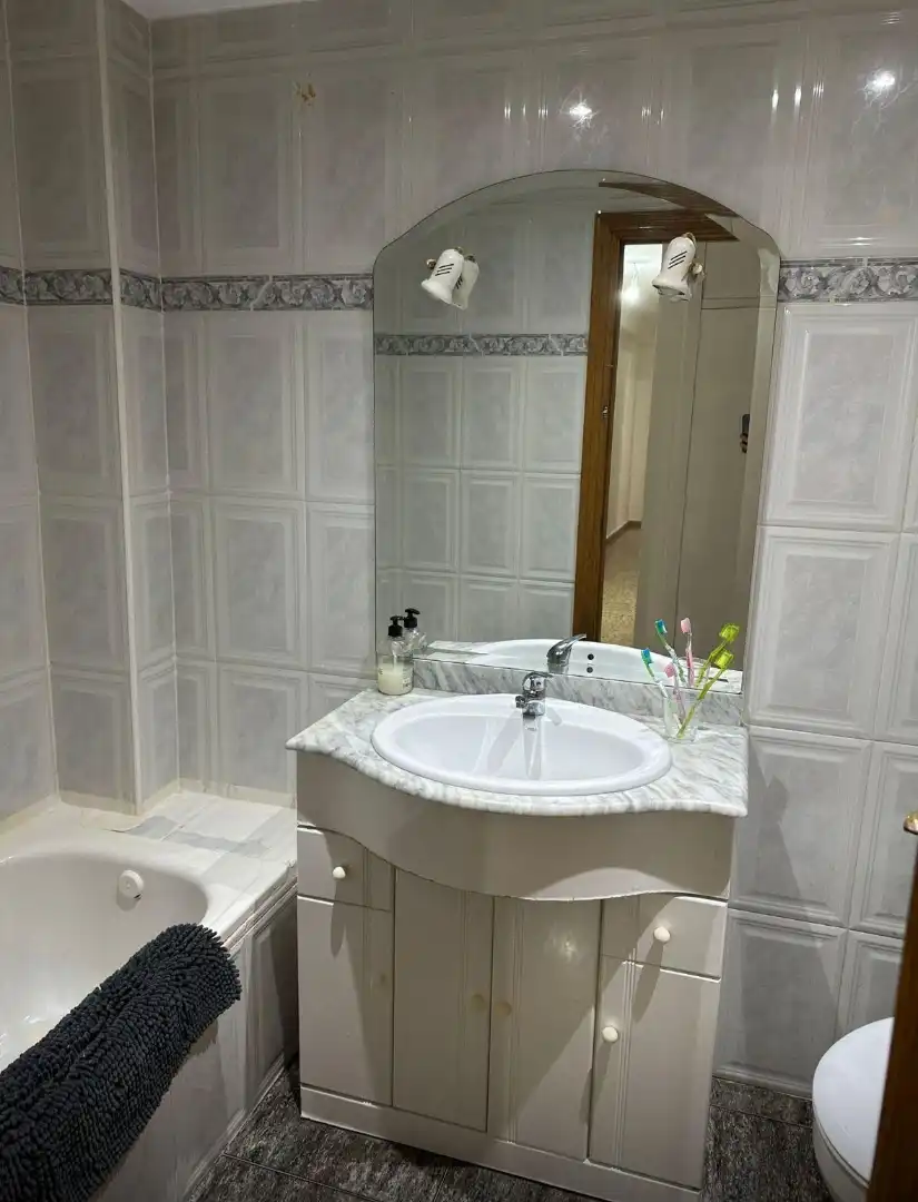 Room in Carrer del Beat Nicolau Factor, 21, Barrio de Patraix Room in Carrer del Beat Nicolau Factor, 21, Barrio de Patraix