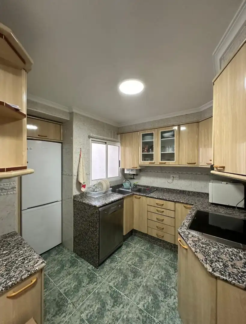 Room in Carrer del Beat Nicolau Factor, 21, Barrio de Patraix Room in Carrer del Beat Nicolau Factor, 21, Barrio de Patraix