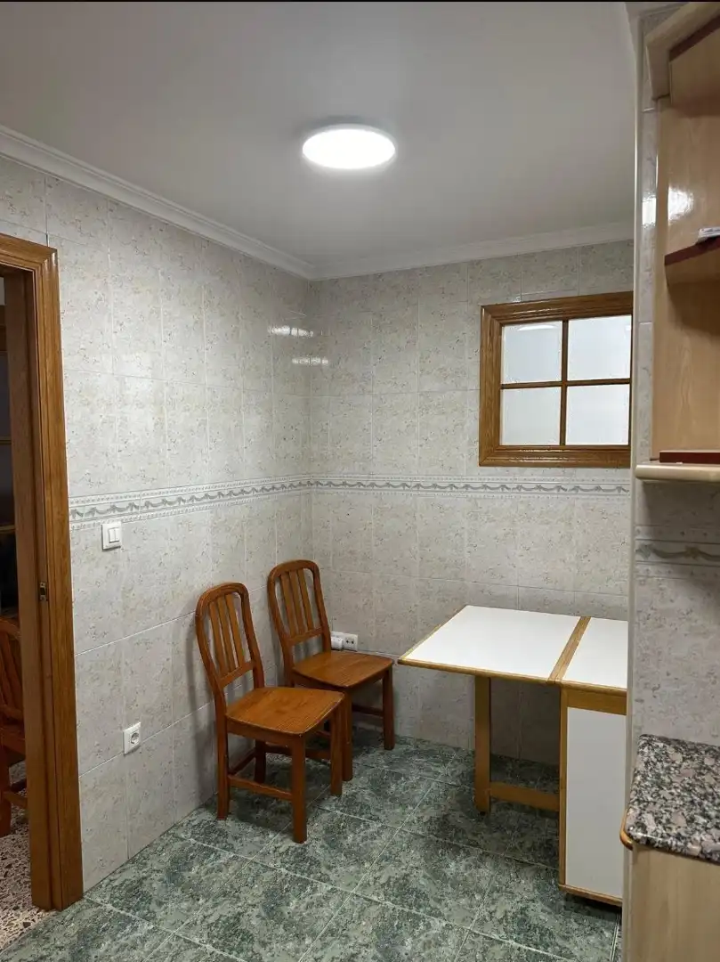 Room in Carrer del Beat Nicolau Factor, 21, Barrio de Patraix Room in Carrer del Beat Nicolau Factor, 21, Barrio de Patraix