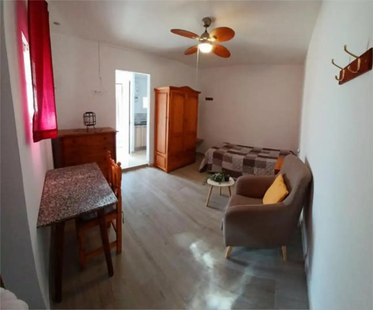 Sala de estar de Estudio de alquiler en Umbrete con Terraza y Amueblado