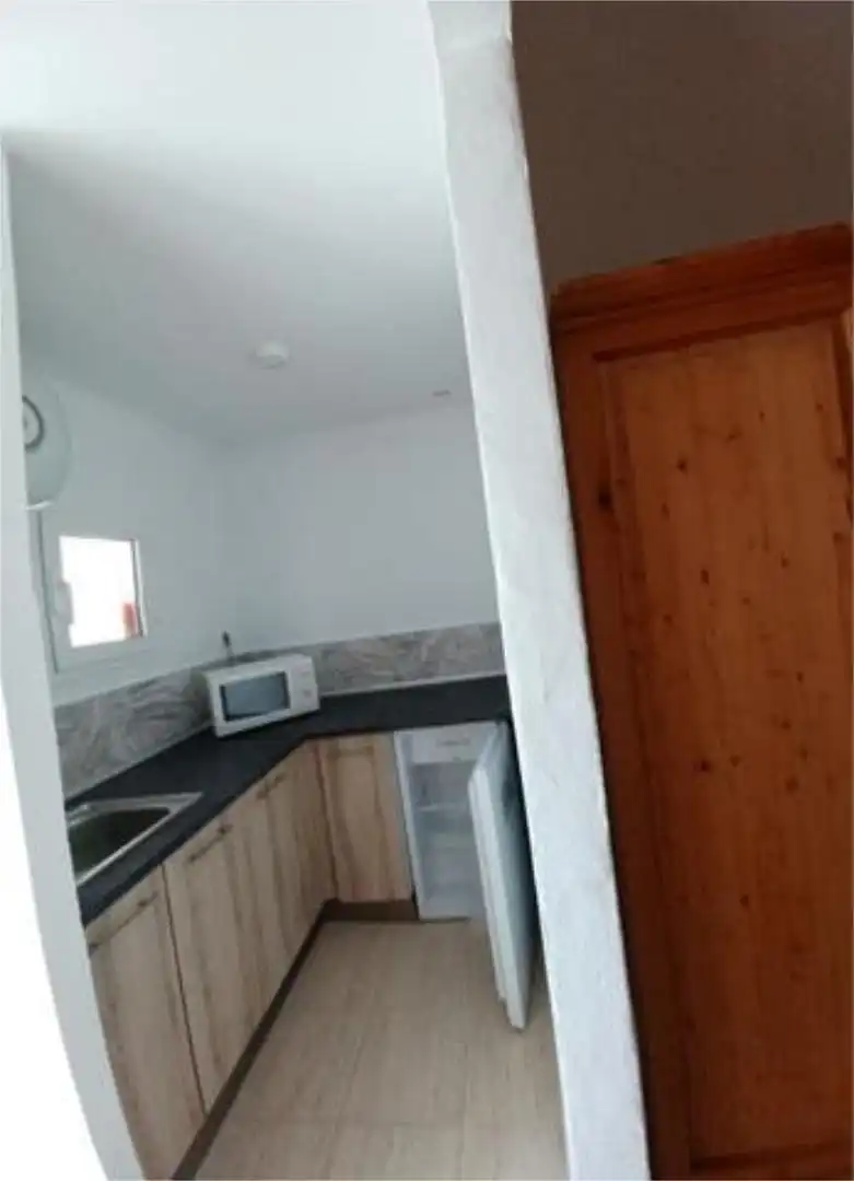 Cocina de Estudio de alquiler en Umbrete con Terraza y Amueblado