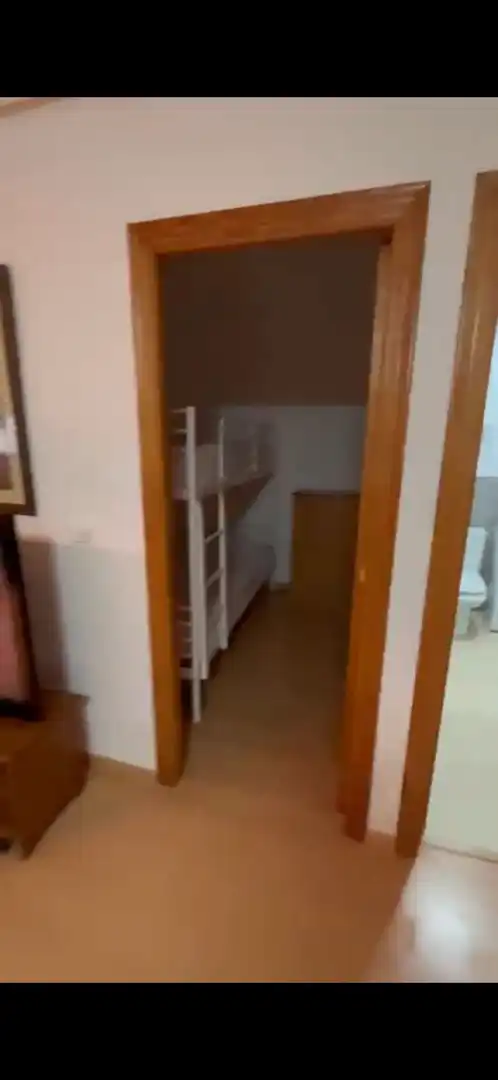 Habitación de Apartamento en venta en Torrevieja con Aire acondicionado, Terraza y Piscina