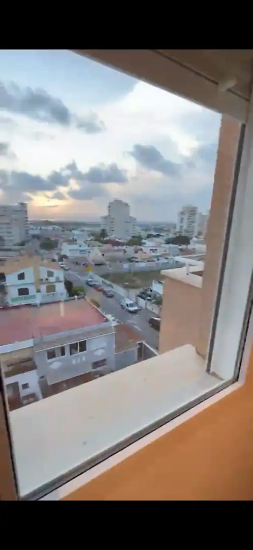 Vista exterior de Apartamento en venta en Torrevieja con Aire acondicionado, Terraza y Piscina