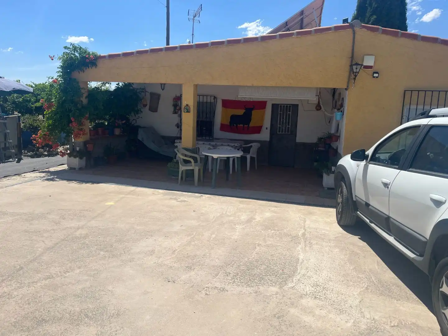 Houses for sale in Estremera  with Air Conditioner, Heating and Private garden