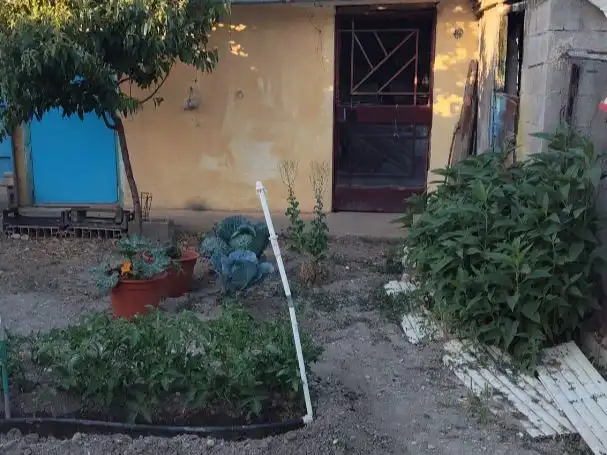 Houses for sale in Estremera  with Air Conditioner, Heating and Private garden