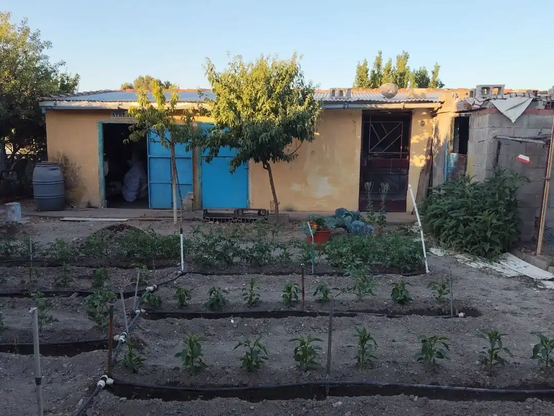 Houses for sale in Estremera  with Air Conditioner, Heating and Private garden