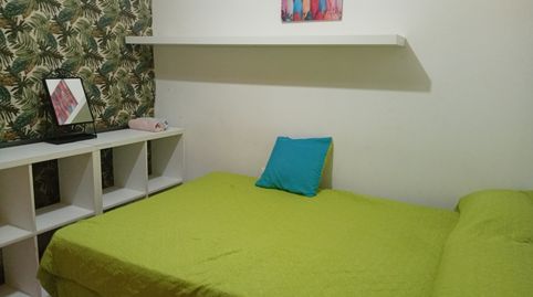Foto 3 de Habitació a Calle Nuestra Señora de Tíscar, 6, San Alberto - La Alcubilla - Florisol, Málaga Capital