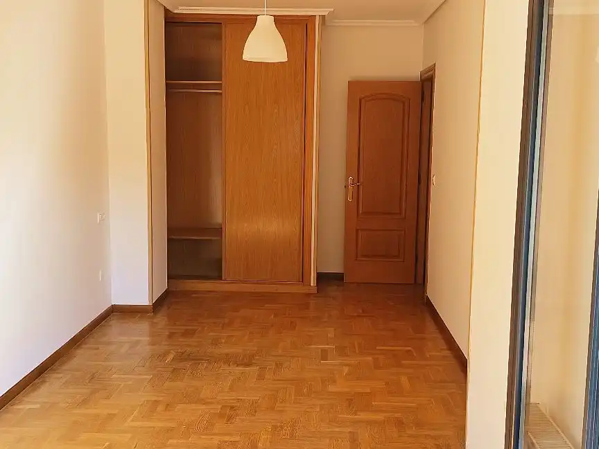 Bedroom of Flat for sale in Oviedo   with Heating, Parquet flooring and Terrace