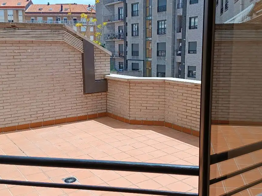 Balcony of Flat for sale in Oviedo   with Heating, Parquet flooring and Terrace