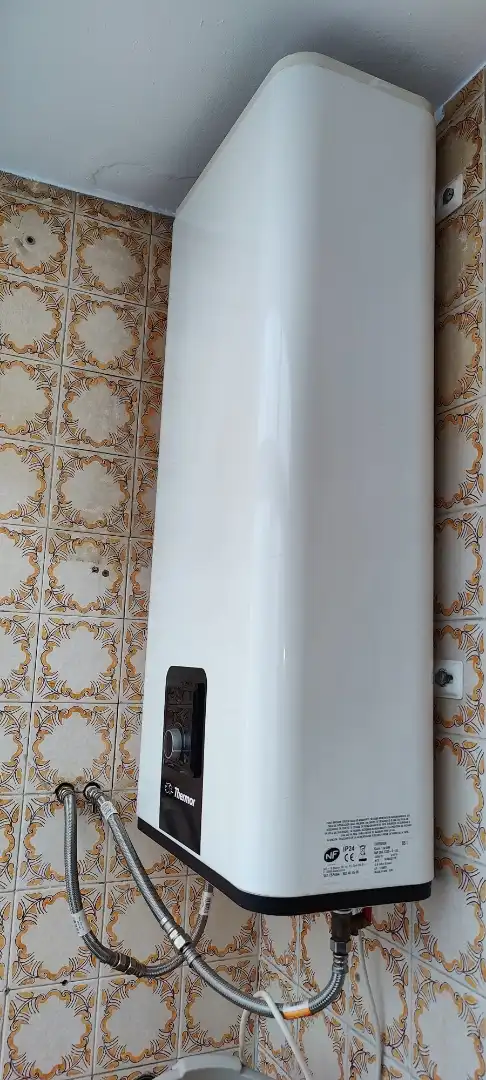 Habitación en Calle Doctor Gómez Aguado, 3, Fátima - Levante Baño de Piso para compartir en Córdoba con Aire acondicionado, Calefacción y Amueblado