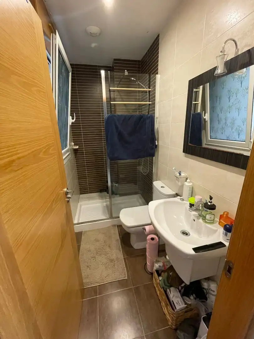 Apartamento de alquiler en Rúa da Raxeira, 52, Concheiros - Fontiñas Baño de Apartamento de alquiler en Santiago de Compostela con Calefacción, Parquet y Trastero