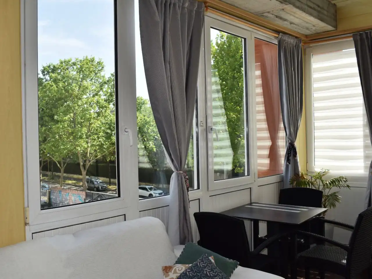 Terraza de Piso de alquiler en Tres Cantos con Aire acondicionado y Amueblado