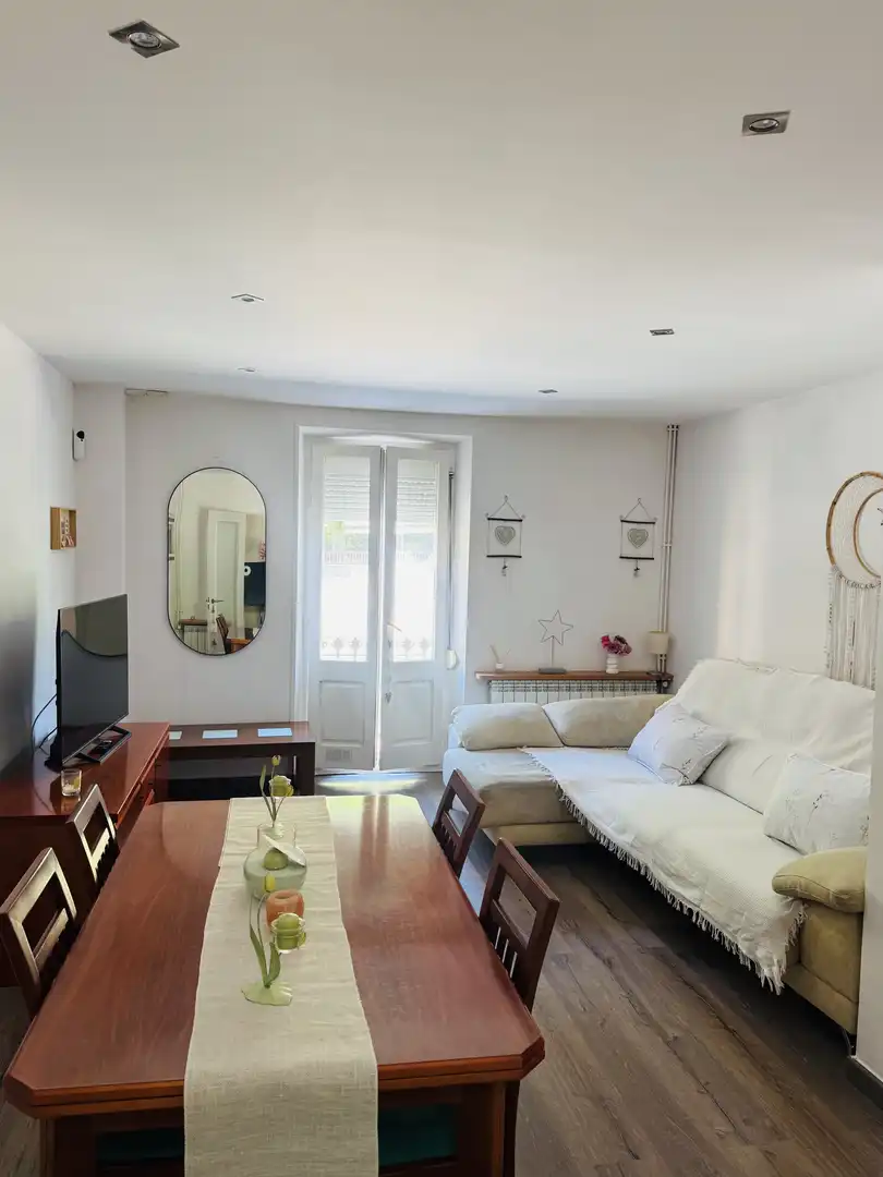 Living room of Flat for rent in Ribes de Freser  with Heating, Parquet flooring and Furnished
