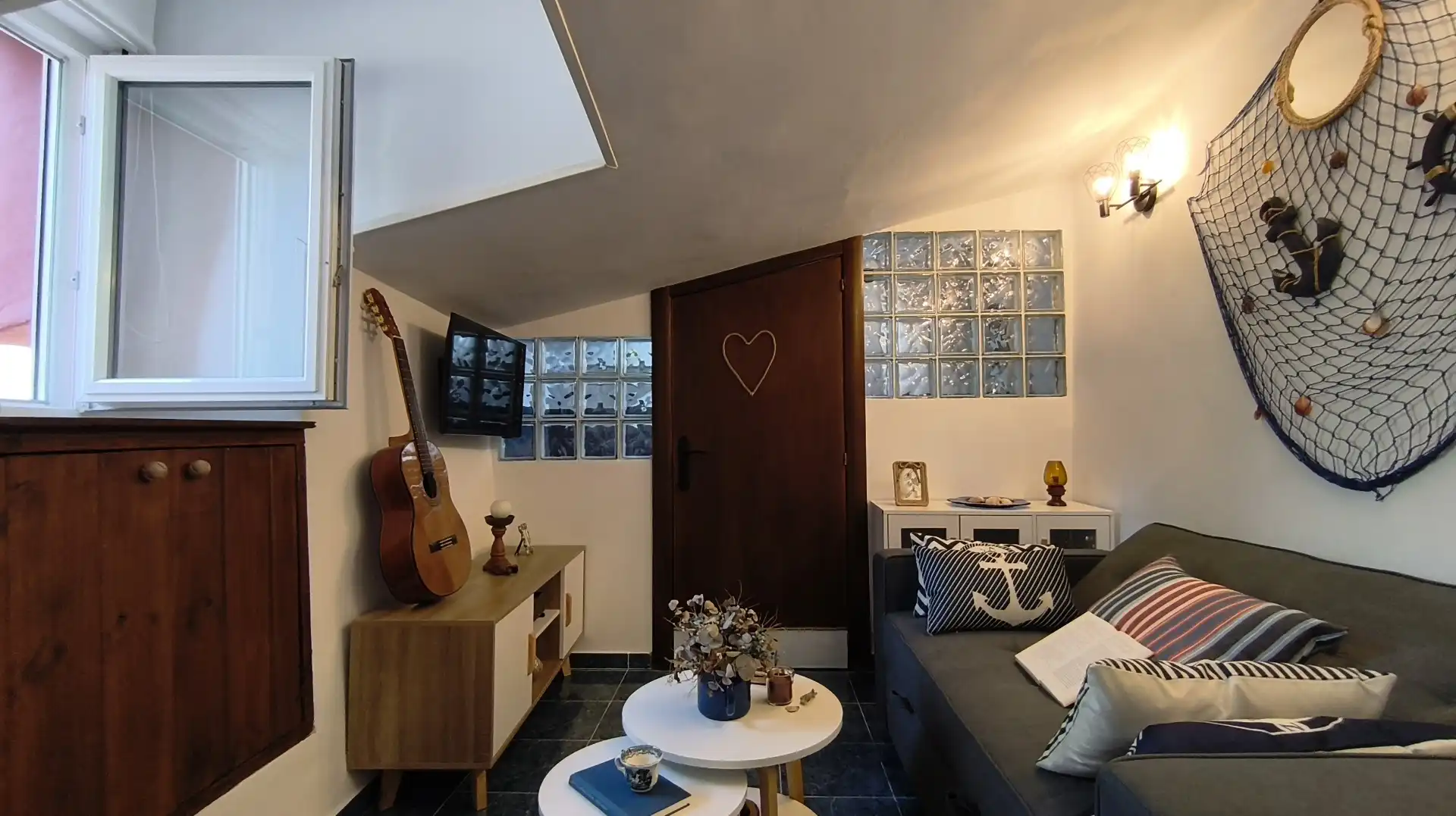Sala de estar de Casa adosada en venta en Oviedo  con Terraza