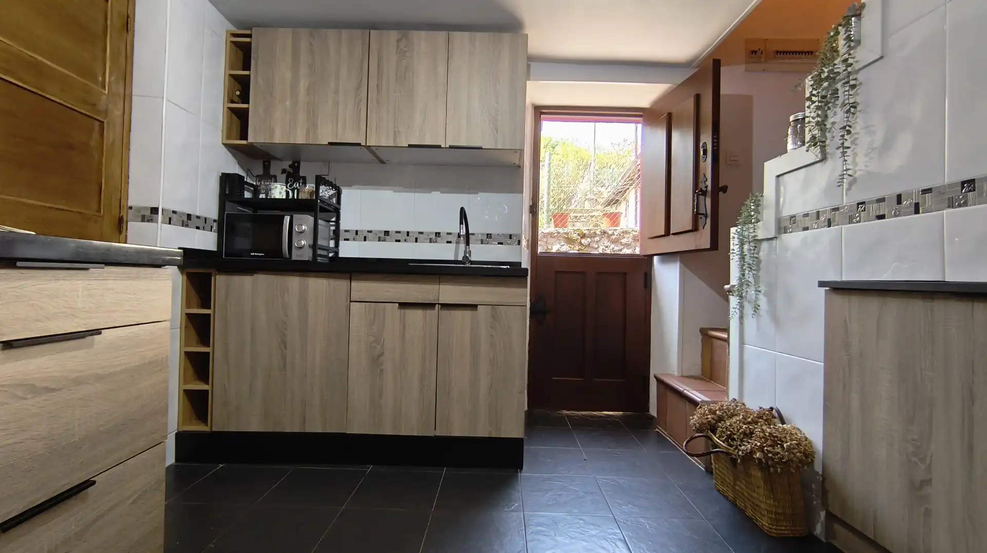 Cocina de Casa adosada en venta en Oviedo  con Terraza