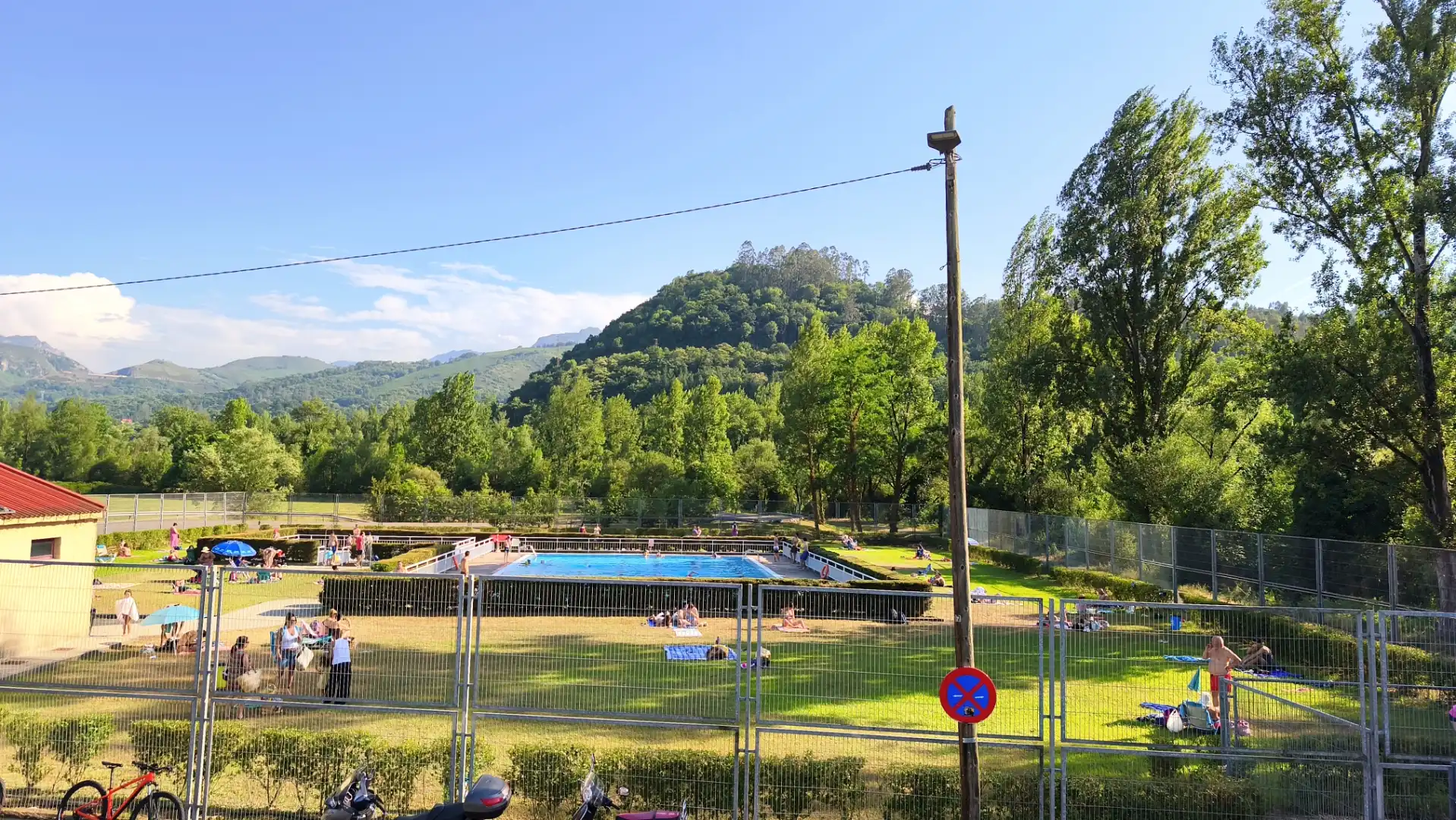 Casa adosada en venda a Lugar la Calzada, 123, San Claudio - Trubia - Las Caldas Piscina de Casa adosada en venda en Oviedo