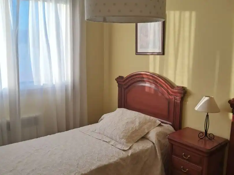 Bedroom of Flat for rent in Vigo   with Heating, Parquet flooring and Terrace