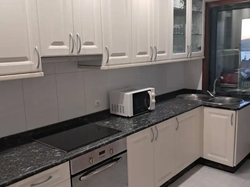 Kitchen of Flat for rent in Vigo   with Heating, Parquet flooring and Terrace