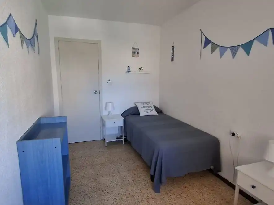 Dormitori de Apartament de lloguer en El Puig de Santa Maria amb Terrassa, Piscina i Moblat