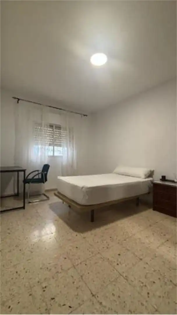 Piso de alquiler en Casco Antiguo